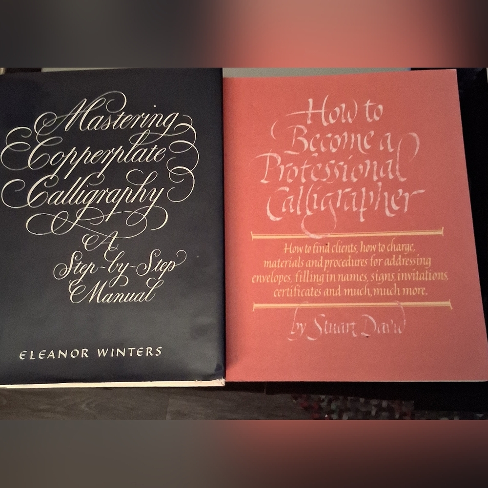 2 Calligraphy Books in Excellent Condition